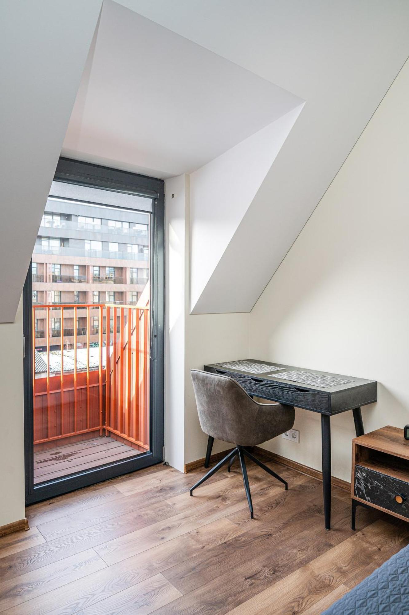 Cozy Central Attic Self Check In Вильнюс Экстерьер фото