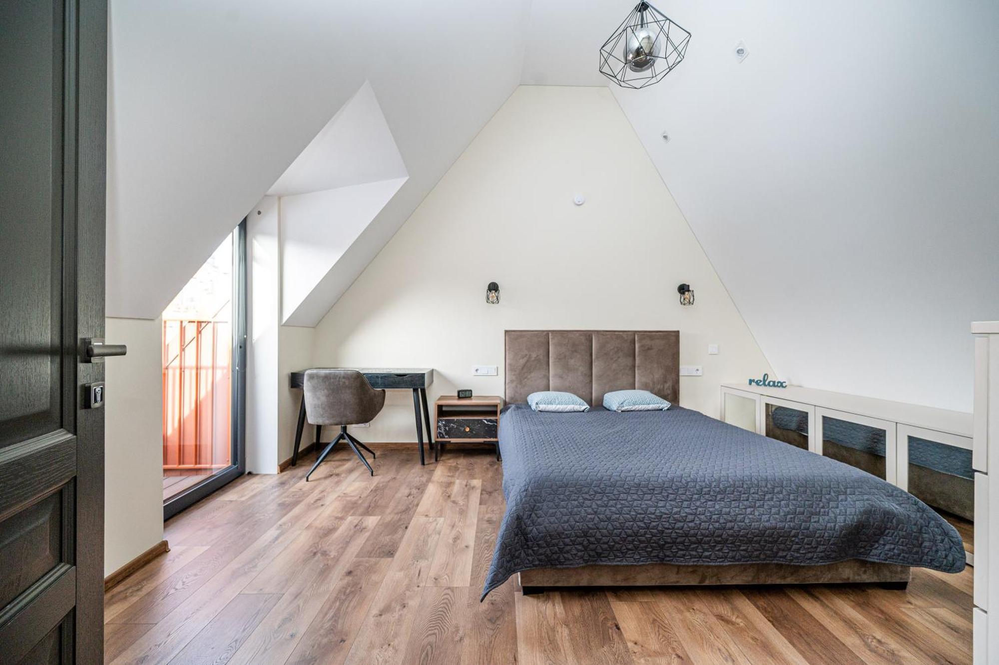 Cozy Central Attic Self Check In Вильнюс Экстерьер фото